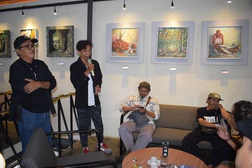 13 Lukisan Karya Kelompok 5 Rupa Menghiasi Bharga Café 13 Lukisan Karya Kelompok 5 Rupa Menghiasi Bharga Café