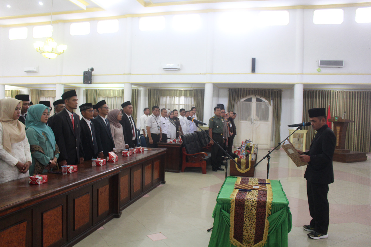 60 Anggota PPK Untuk Pemilu 2024 Resmi Dilantik 60 Anggota PPK Untuk Pemilu 2024 Resmi Dilantik