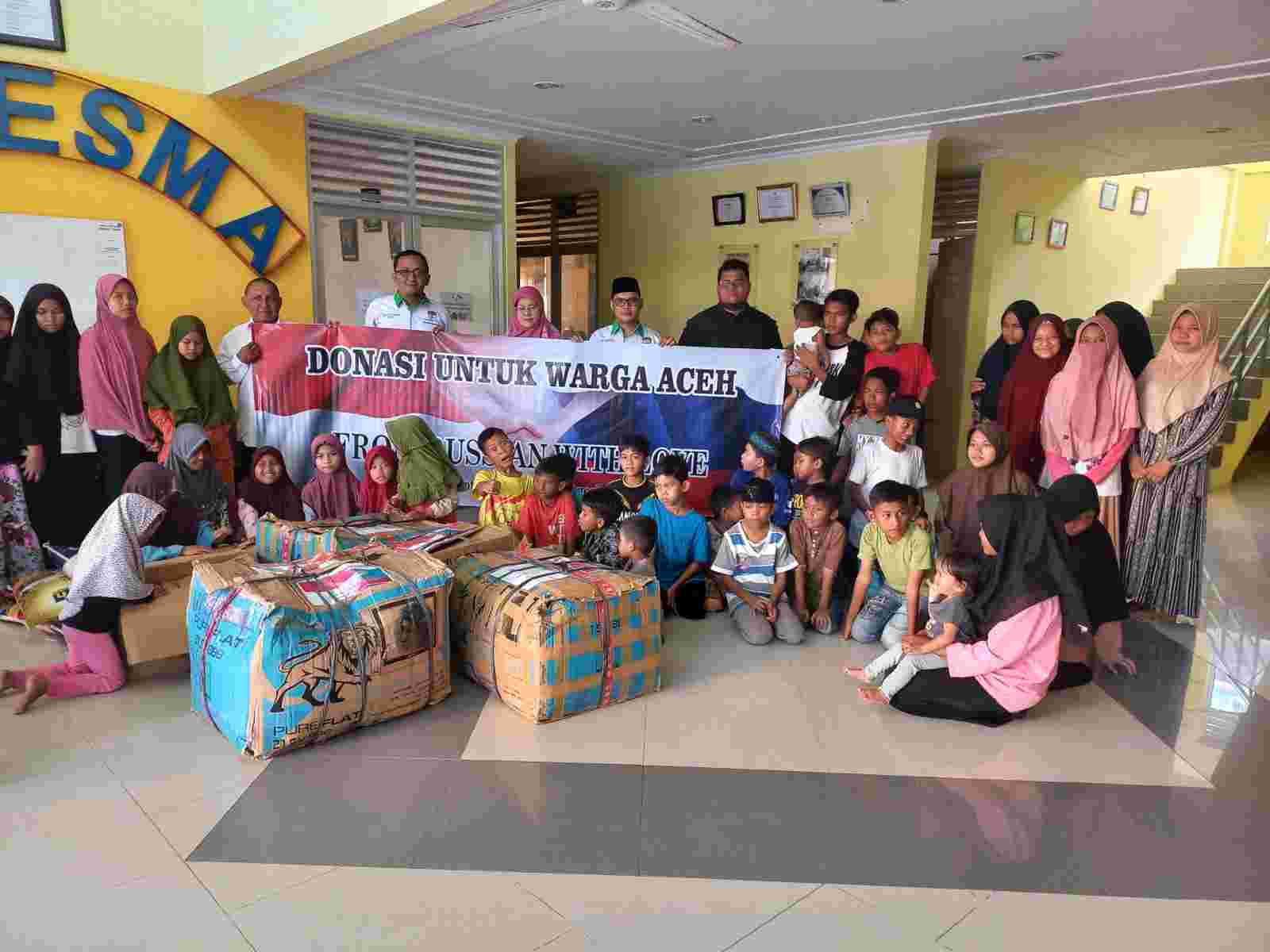 Koperasi HKTI TAMARA Salurkan Bantuan Rusia Untuk Anak Yatim di Aceh Koperasi HKTI TAMARA Salurkan Bantuan Rusia Untuk Anak Yatim di Aceh