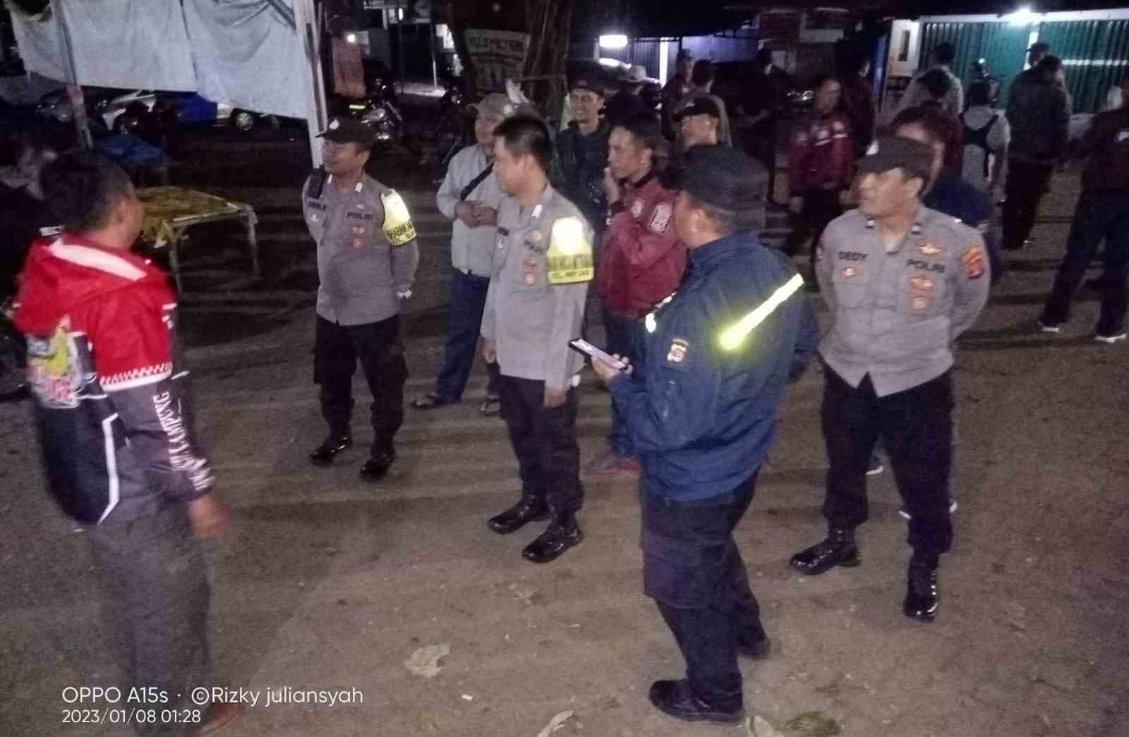 Cegah Gangguan Kamtibmas, Polsek Sukarame Tingkatkan Patroli Malam Hari Cegah Gangguan Kamtibmas, Polsek Sukarame Tingkatkan Patroli Malam Hari