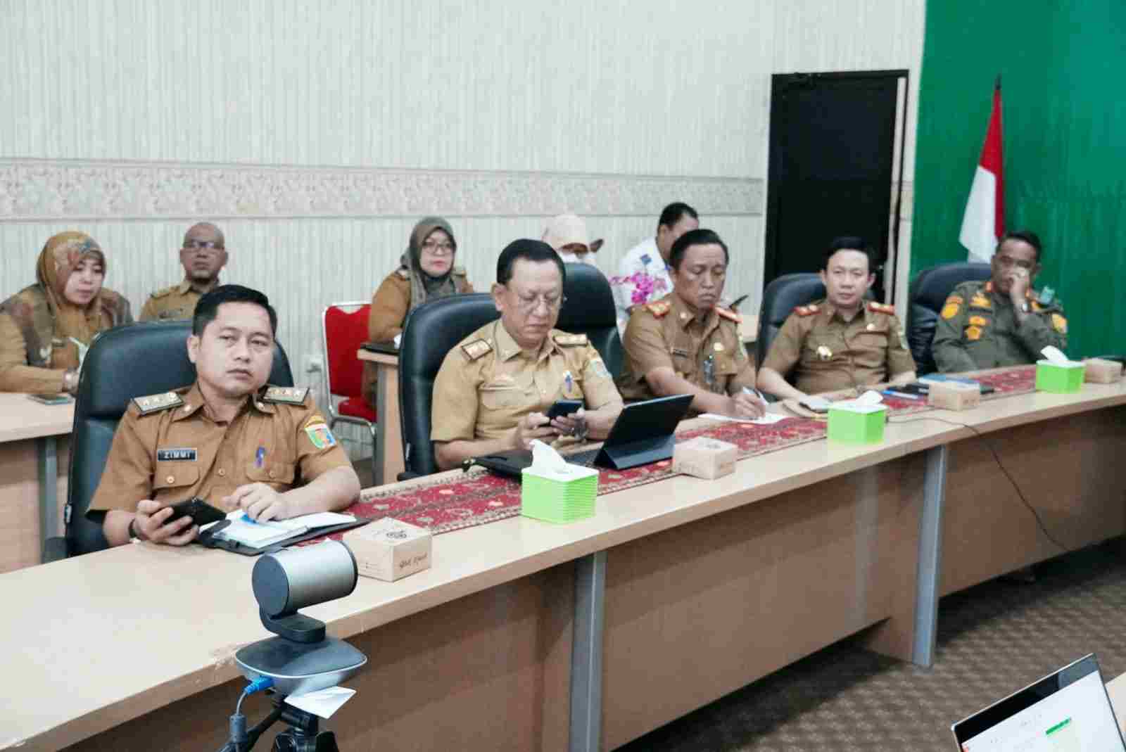 Pemprov Lampung Ikuti Rapat Koordinasi Pengendalian Inflasi Daerah Pemprov Lampung Ikuti Rapat Koordinasi Pengendalian Inflasi Daerah