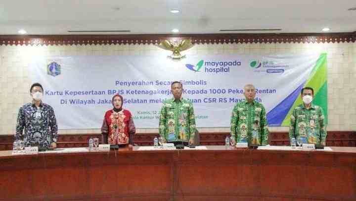 Penyerahan Kartu BPJS Ketenagakerjaan Untuk Wilayah Jaksel Penyerahan Kartu BPJS Ketenagakerjaan Untuk Wilayah Jaksel