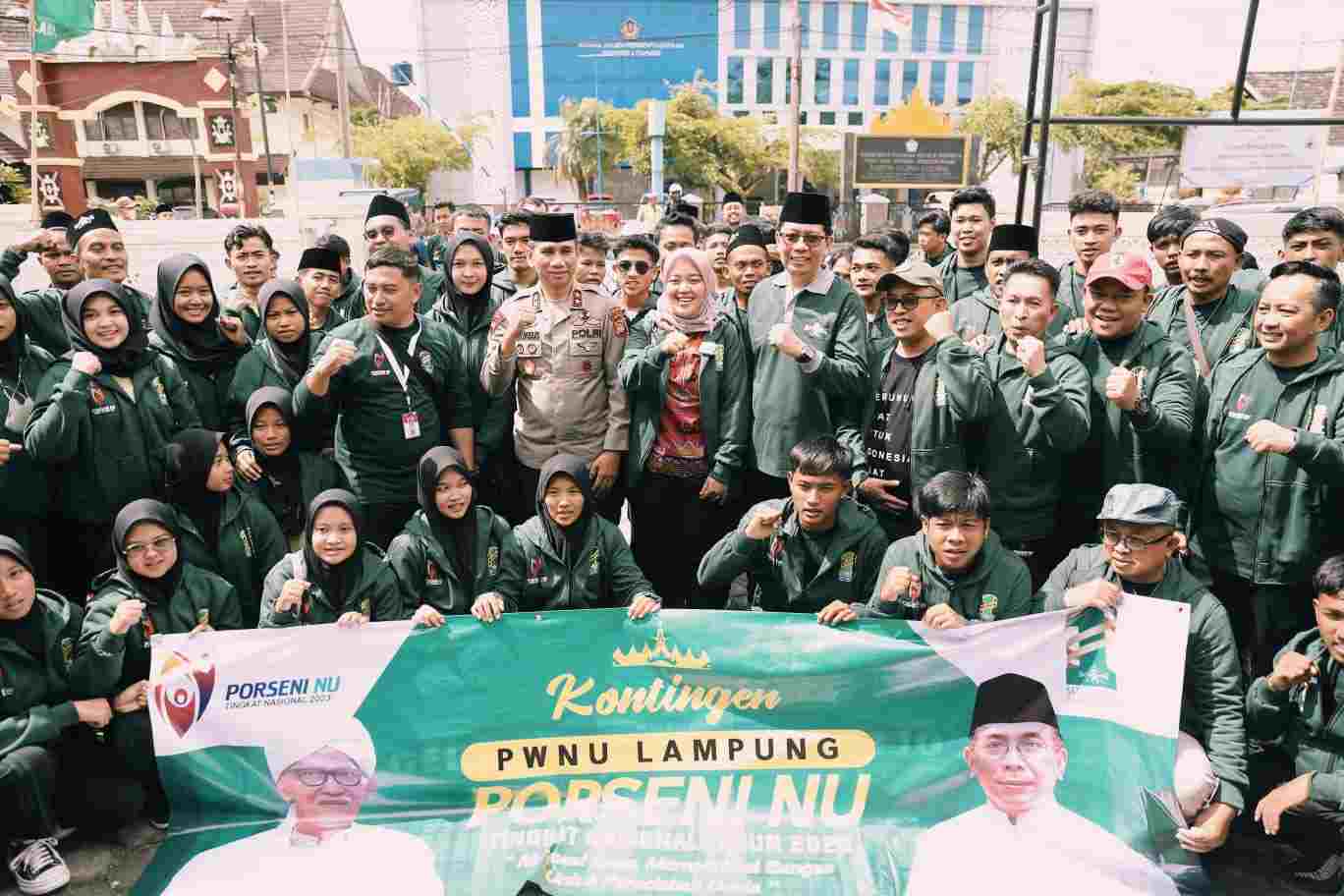 Wagub Chusnunia Lepas Kontingen PWNU Lampung Ikuti Porseni NU Tingkat Nasional Wagub Chusnunia Lepas Kontingen PWNU Lampung Ikuti Porseni NU Tingkat Nasional