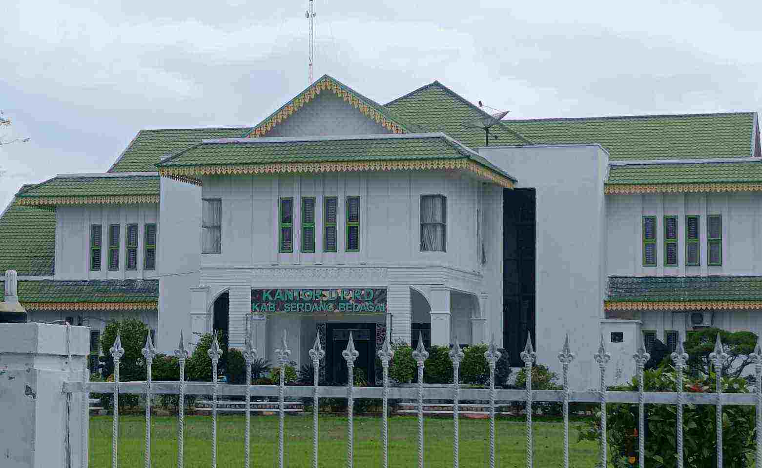 dr Riski Ramadhan: Jangan Buat Pernyataan Provokatif Semua Aset Inventaris Sudah Dikembalikan dr Riski Ramadhan: Jangan Buat Pernyataan Provokatif Semua Aset Inventaris Sudah Dikembalikan