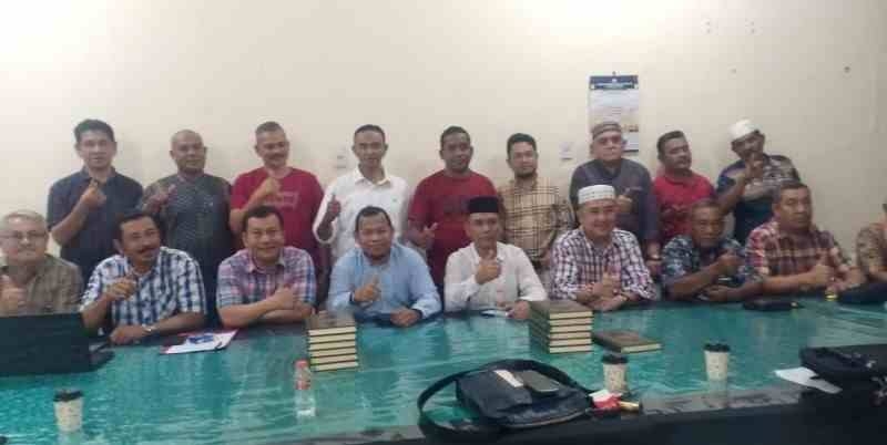 Milad 54 Aceh Sepakat Sumut Luncurkan Buku Mengenal Ulama Aceh di Medan Milad 54 Aceh Sepakat Sumut Luncurkan Buku Mengenal Ulama Aceh di Medan