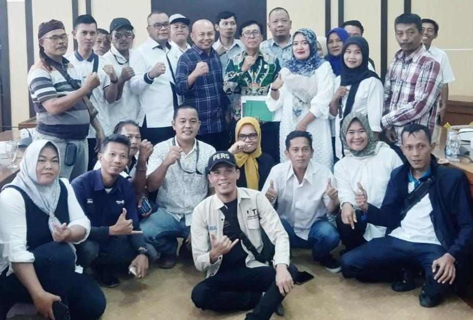 Audensi PLT Ketua PWI Disambut Baik Oleh DPRD Ogan Ilir Audensi PLT Ketua PWI Disambut Baik Oleh DPRD Ogan Ilir
