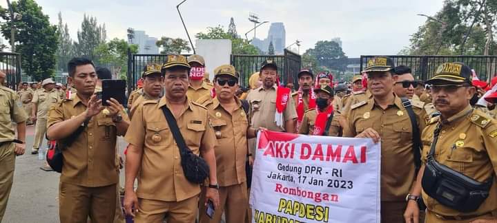 Oknum Kepdes Mengatas Namakan Papdesi Kangkangi DPMD Karo Oknum Kepdes Mengatas Namakan Papdesi Kangkangi DPMD Karo