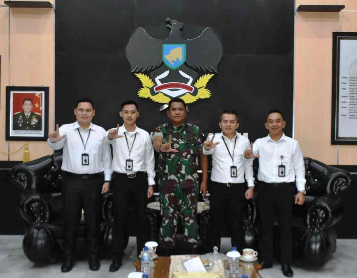 Komisi Yudisial Republik Indonesia Kunjungi Korem 043/Gatam Komisi Yudisial Republik Indonesia Kunjungi Korem 043/Gatam