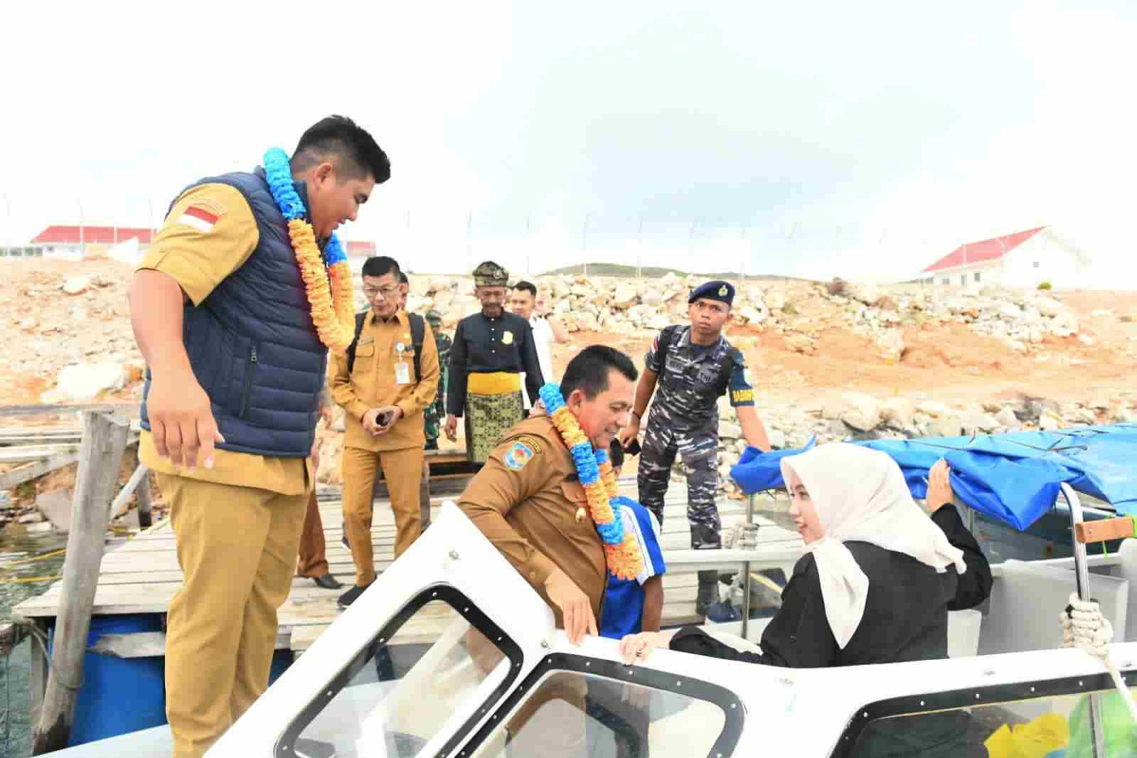 Bupati Bintan: Tahun 2023 Total Anggaran Rp 27,3 Miliar di Kecamatan Tambelan Bupati Bintan: Tahun 2023 Total Anggaran Rp 27,3 Miliar di Kecamatan Tambelan