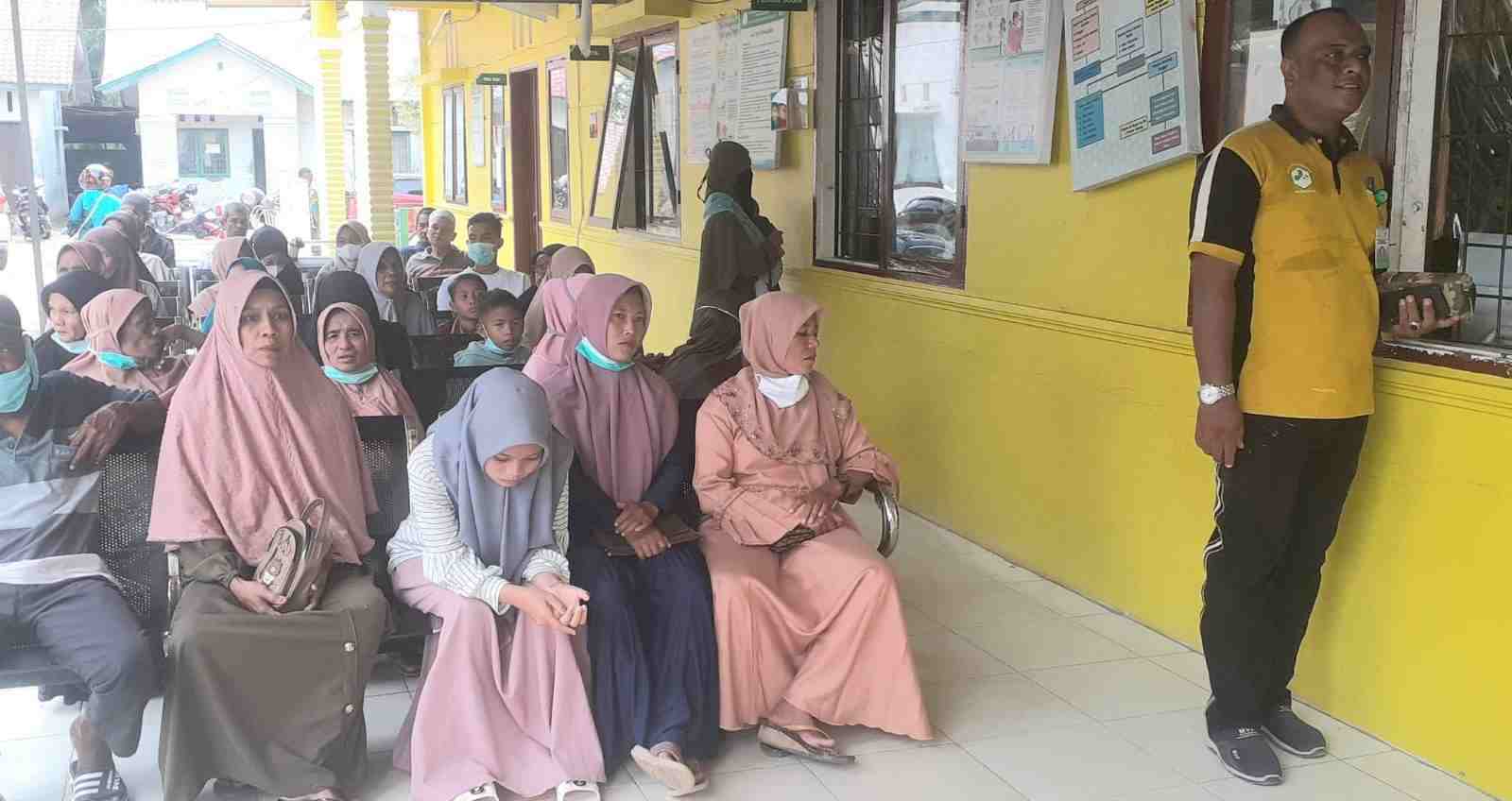 Kondisi Pelayanan Poli di Puskesmas Peureulak Setiap Jumat Ramai Kondisi Pelayanan Poli di Puskesmas Peureulak Setiap Jumat Ramai