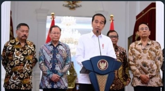 Pengakuan Pelanggaran HAM Berat Hanya Aksesori Politik Pengakuan Pelanggaran HAM Berat Hanya Aksesori Politik