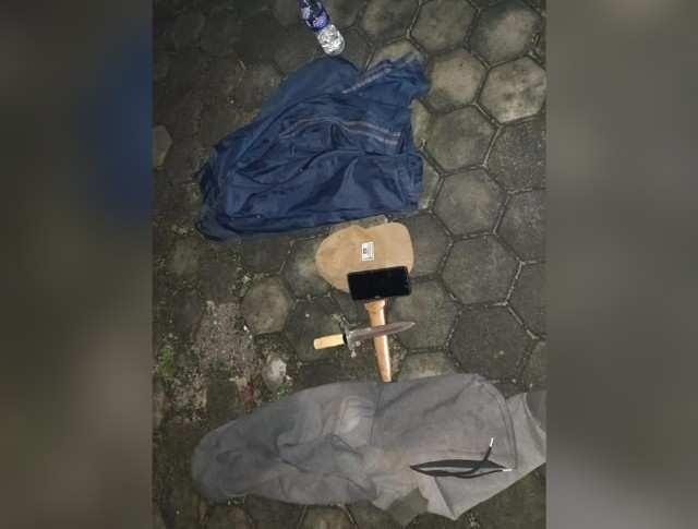 Tekab 308 Presisi Polresta Bandar Lampung Tangkap Pelaku Spesialis Bongkar Rumah Tekab 308 Presisi Polresta Bandar Lampung Tangkap Pelaku Spesialis Bongkar Rumah