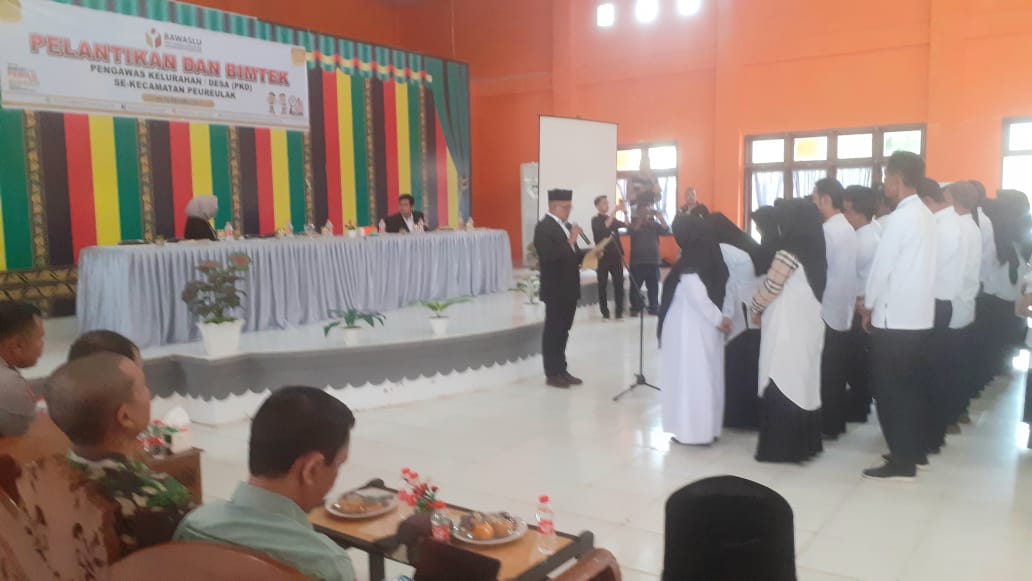 Usai Dilantik, 38 Petugas PKD Peureulak Diharap Mampu Melaksanakan Tugas Sesuai Aturan Usai Dilantik, 38 Petugas PKD Peureulak Diharap Mampu Melaksanakan Tugas Sesuai Aturan