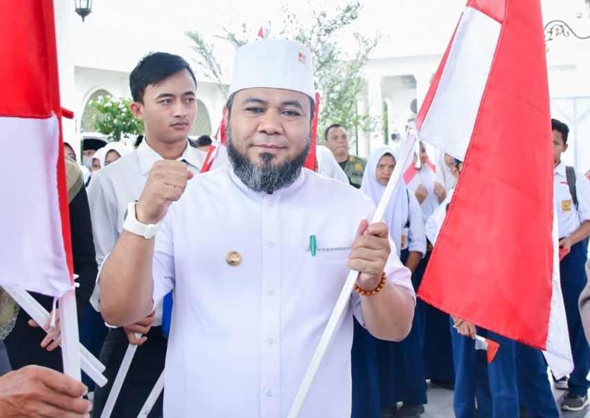 Menyoal Ngantor di Balai Kota, Helmi : Anak Yatim Dulu, Baru Kita Menyoal Ngantor di Balai Kota, Helmi : Anak Yatim Dulu, Baru Kita