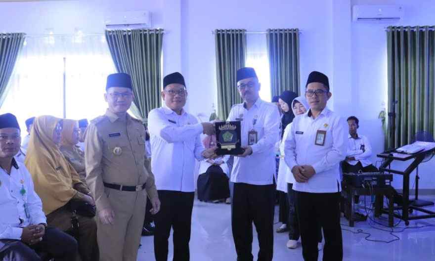 Sekda Way Kanan Saipul Hadiri Kunker Kakanwil Kemenag Provinsi Lampung Sekda Way Kanan Saipul Hadiri Kunker Kakanwil Kemenag Provinsi Lampung
