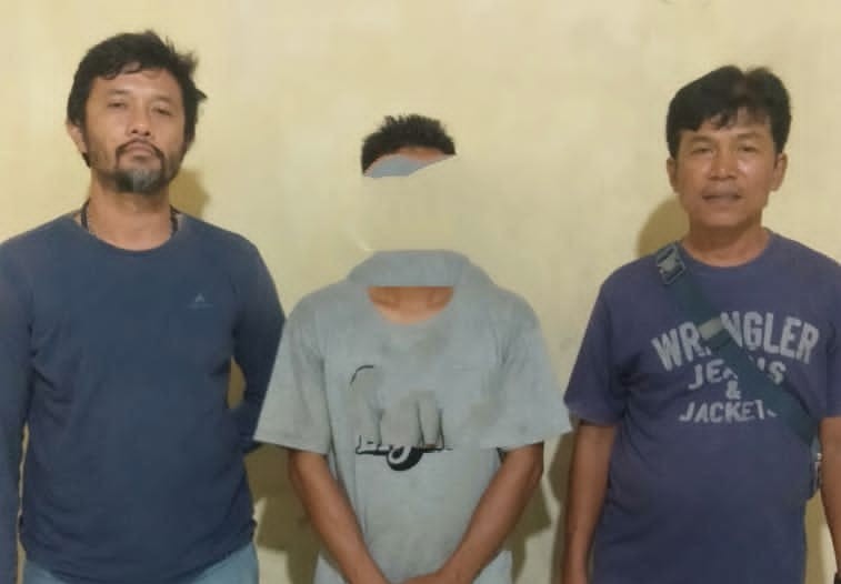 Tim Satreskrim Polres Sergai Ringkus Supir Angkot, Diduga Rudapaksa Seorang Siswi Tim Satreskrim Polres Sergai Ringkus Supir Angkot, Diduga Rudapaksa Seorang Siswi