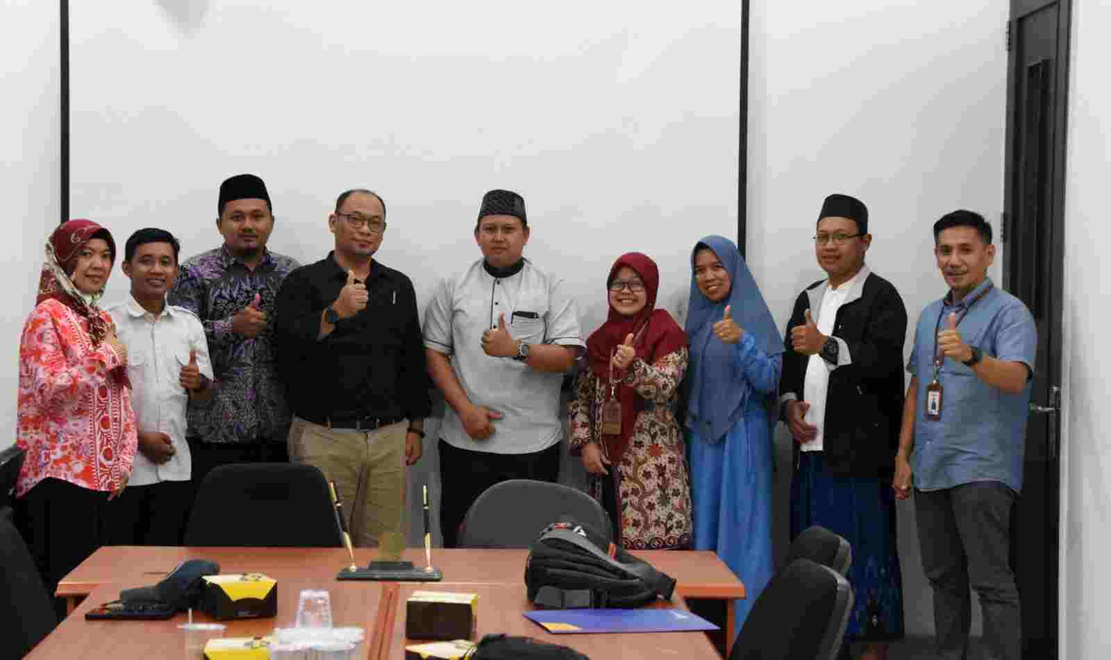 Fakultas Ilmu Komputer IIB Darmajaya Kerja Sama Tri Darma dengan SMK IT Al Hidayah Fakultas Ilmu Komputer IIB Darmajaya Kerja Sama Tri Darma dengan SMK IT Al Hidayah