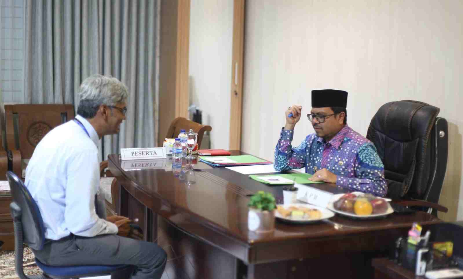 Pj Bupati Aceh Utara Wawancarai Calon Direksi Perumda Air Minum Tirta Pase Pj Bupati Aceh Utara Wawancarai Calon Direksi Perumda Air Minum Tirta Pase