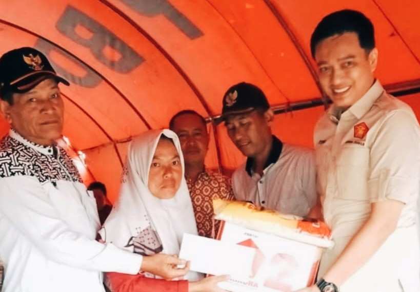 Bentuk Kepedulian & Kemanusiaan Partai Gerindra OI Salurkan Bantuan Kepada Warga Bentuk Kepedulian & Kemanusiaan Partai Gerindra OI Salurkan Bantuan Kepada Warga