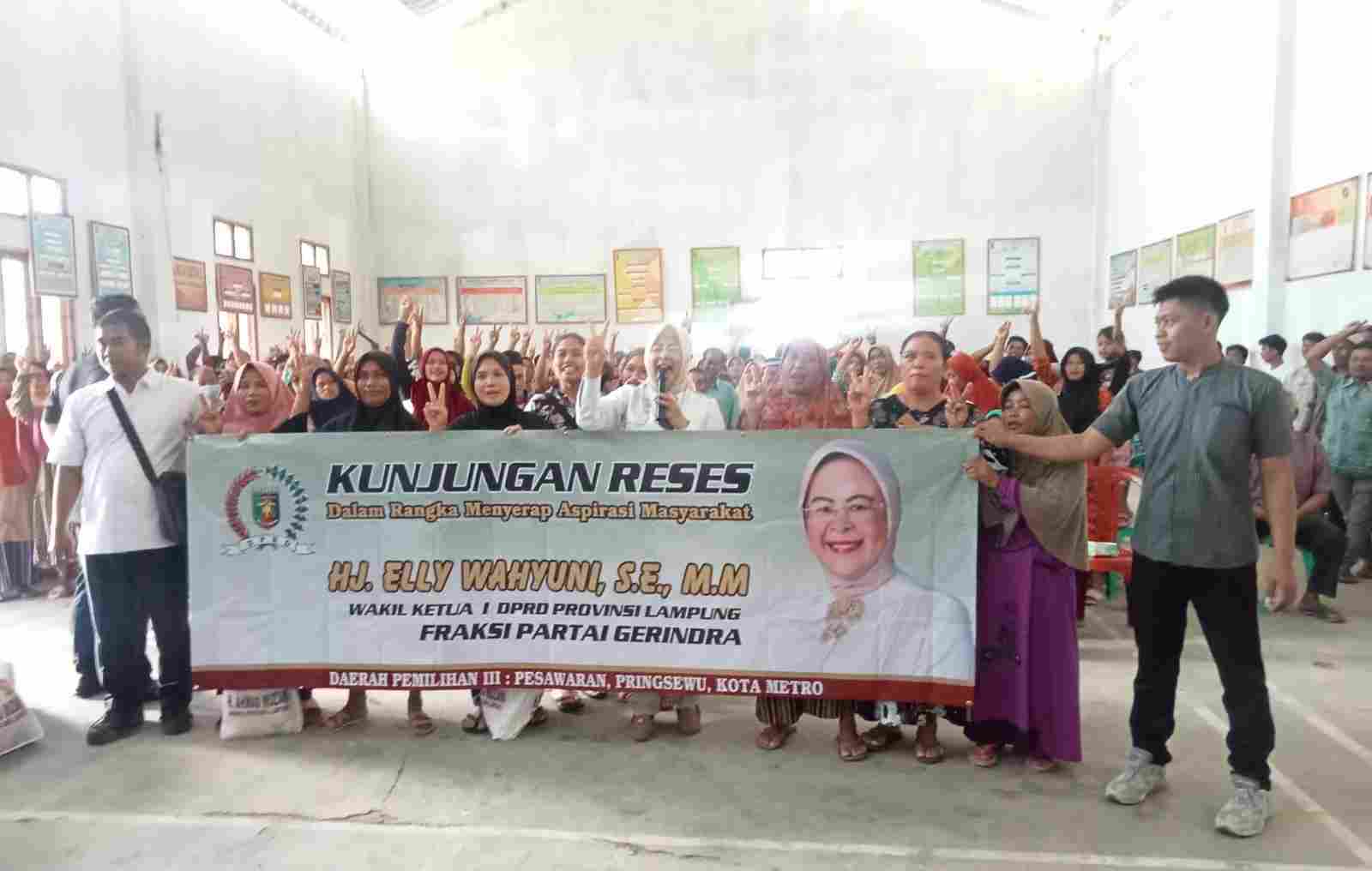 Gerindra Lampung Janji Atasi Kelangkaan Pupuk Subsidi Gerindra Lampung Janji Atasi Kelangkaan Pupuk Subsidi