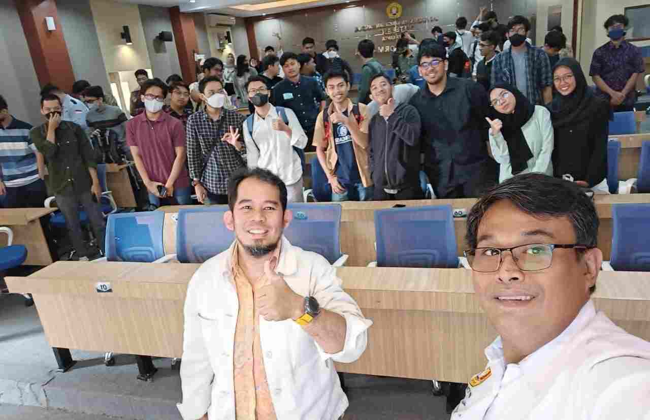 Dosen Prodi Magister Teknik Informatika IIB Darmajaya Isi Kuliah Umum di UPN Yogyakarta Dosen Prodi Magister Teknik Informatika IIB Darmajaya Isi Kuliah Umum di UPN Yogyakarta