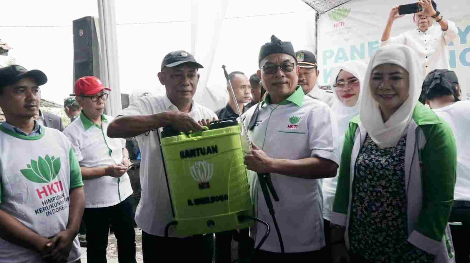 Hadiri Panen Raya, Moeldoko: Saya Tidak Suka Stigma Petani Miskin Hadiri Panen Raya, Moeldoko: Saya Tidak Suka Stigma Petani Miskin