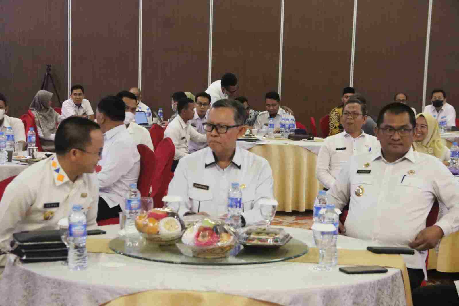 Sekdaprov Berharap Sinergi Kab/Kota dan OPD dalam Penanganan PPKS, Wujudkan Rakyat Lampung Berjaya Sekdaprov Berharap Sinergi Kab/Kota dan OPD dalam Penanganan PPKS, Wujudkan Rakyat Lampung Berjaya