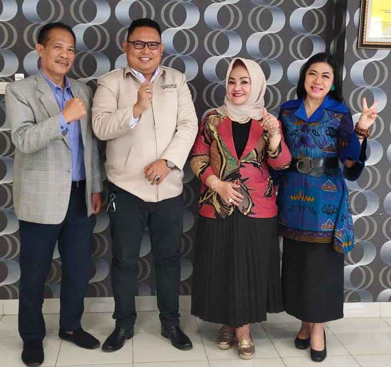 Putrawan Jisa Putra Raih Predikat Terbaik Magister Manajemen Universitas Saburai Putrawan Jisa Putra Raih Predikat Terbaik Magister Manajemen Universitas Saburai