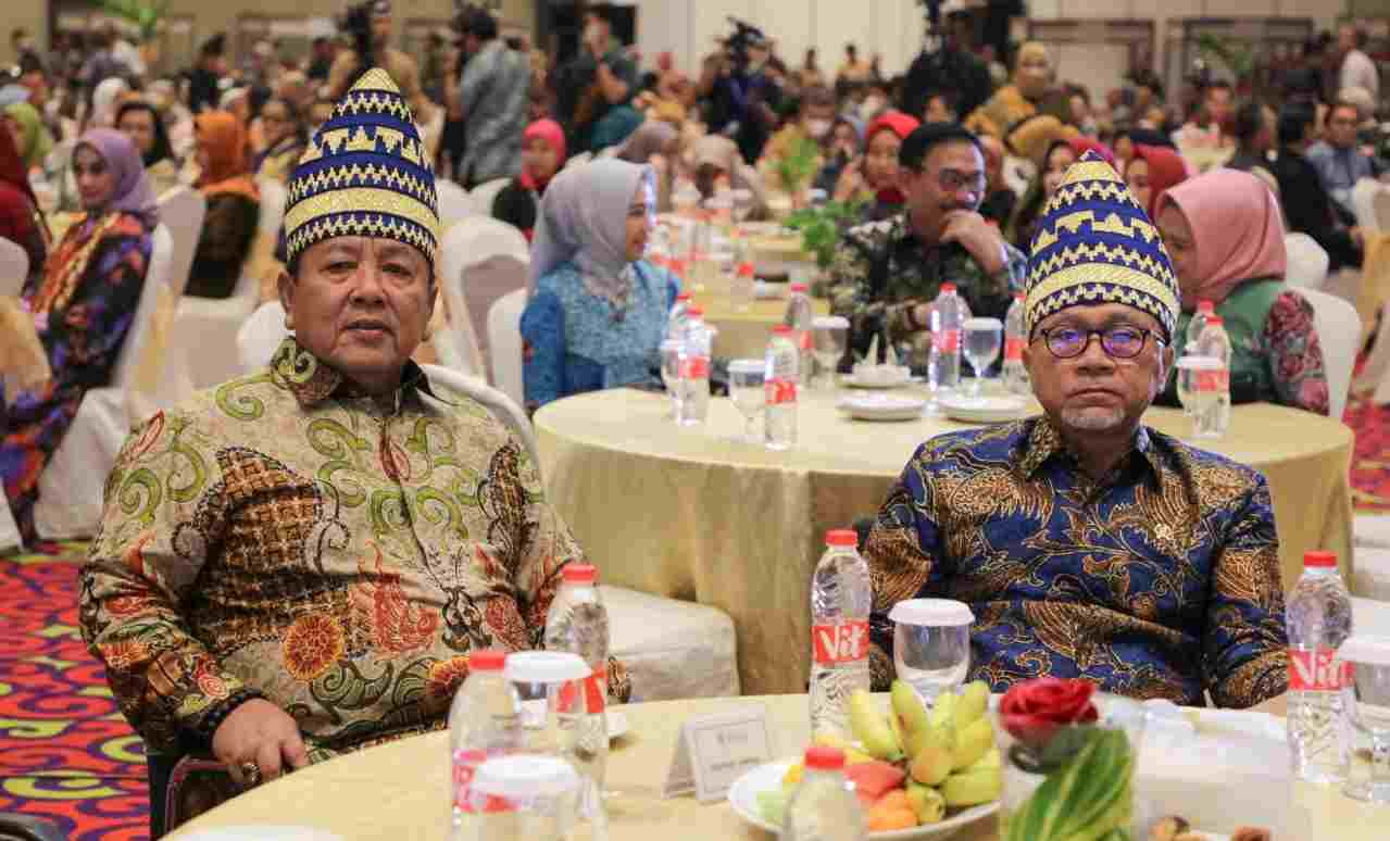 Gubernur Arinal Dampingi Mendag Zulkifli Hasan Menutup Rakernas Kementerian Perdagangan RI Gubernur Arinal Dampingi Mendag Zulkifli Hasan Menutup Rakernas Kementerian Perdagangan RI