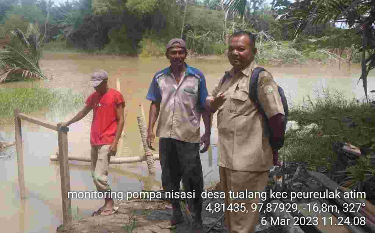 Monitoring Efektitas Pompa Irigasi oleh Mantri Tani Kecamatan Peureulak Monitoring Efektitas Pompa Irigasi oleh Mantri Tani Kecamatan Peureulak