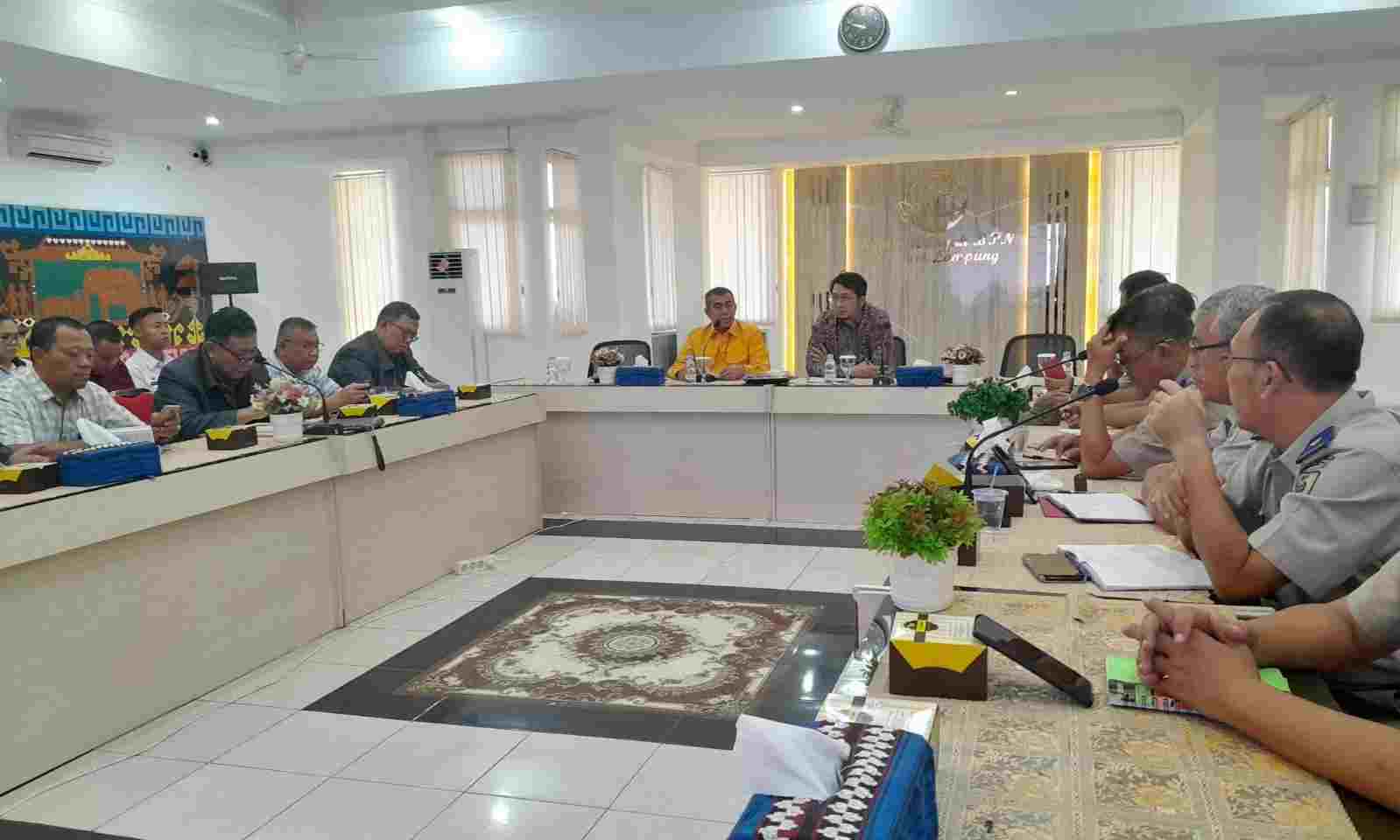 Bustami Zainudin: Persoalan Pertanahan Butuh Solusi Bersama Bustami Zainudin: Persoalan Pertanahan Butuh Solusi Bersama