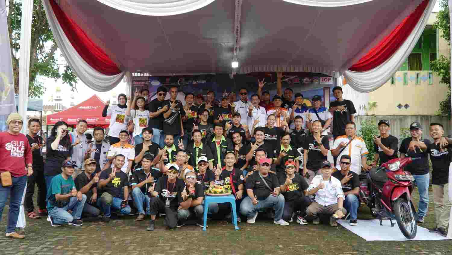 Menjalin Silaturahmi Antar Anggota, MLC Sukses Menggelar Annivesary ke-3 Menjalin Silaturahmi Antar Anggota, MLC Sukses Menggelar Annivesary ke-3