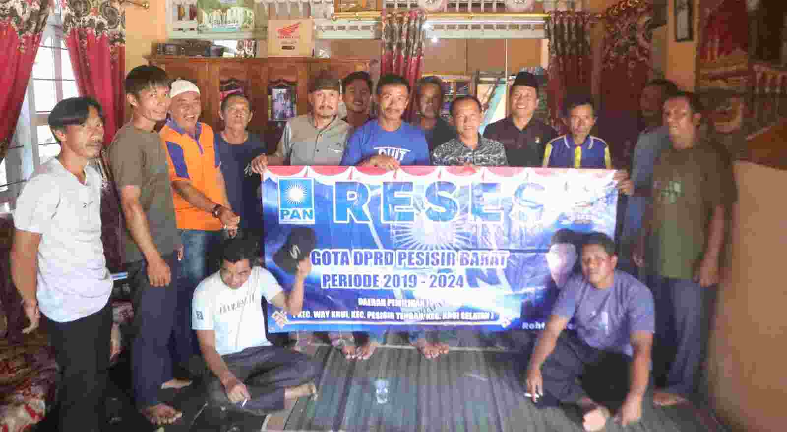 Rohan Efendi Ketua Fraksi Amanat Indonesia Raya Reses di Pekon Lintik Rohan Efendi Ketua Fraksi Amanat Indonesia Raya Reses di Pekon Lintik