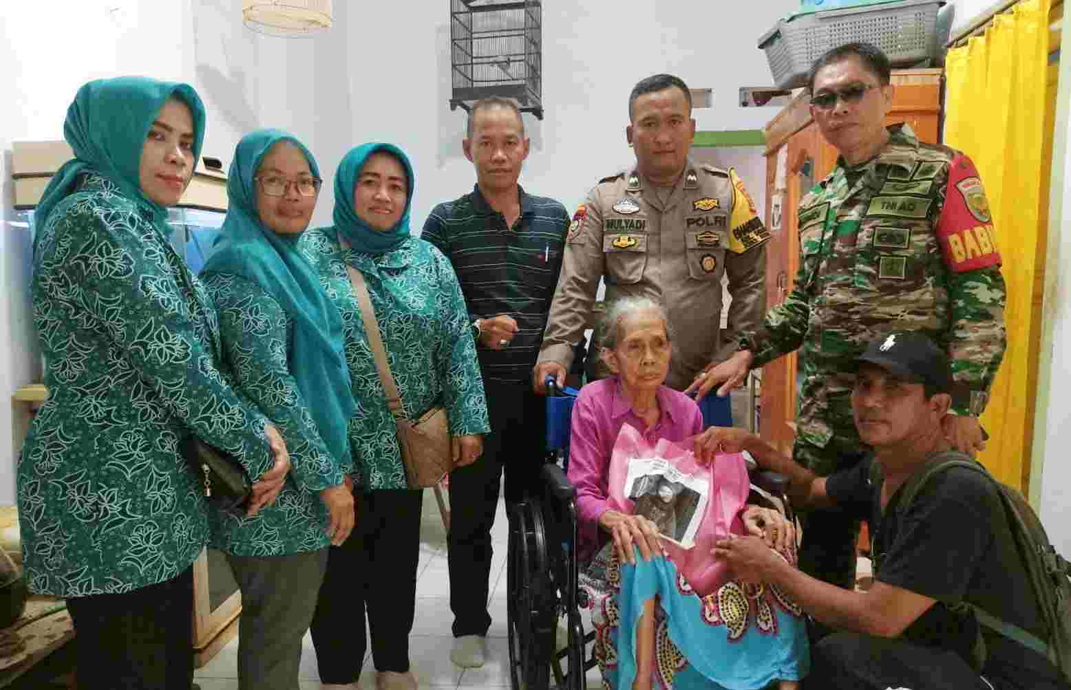 Tiga Pilar Tanjung Raya Santuni Penyandang Disabilitas Dan Anak Yatim Piatu Tiga Pilar Tanjung Raya Santuni Penyandang Disabilitas Dan Anak Yatim Piatu