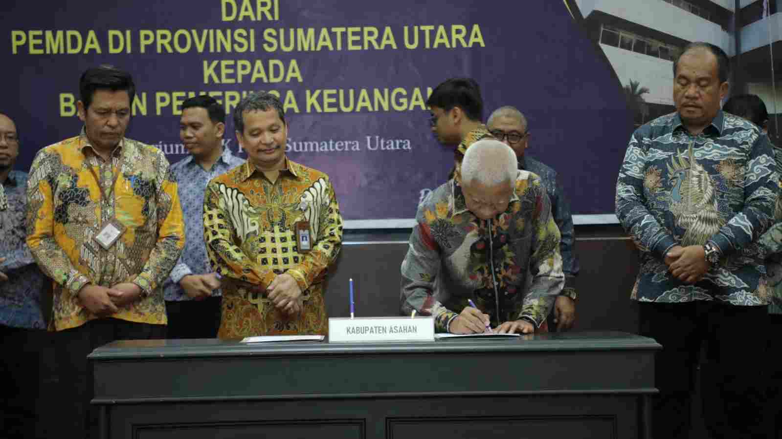 Serah Terima LKPD Kabupaten Asahan Tahun Anggaran 2022 Serah Terima LKPD Kabupaten Asahan Tahun Anggaran 2022