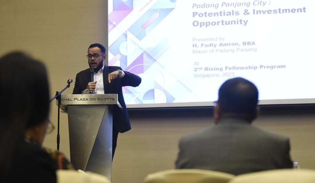 Ikuti 2nd Rising Fellowship, Wako Fadly Amran Promosikan Padang Panjang di Singapura Ikuti 2nd Rising Fellowship, Wako Fadly Amran Promosikan Padang Panjang di Singapura