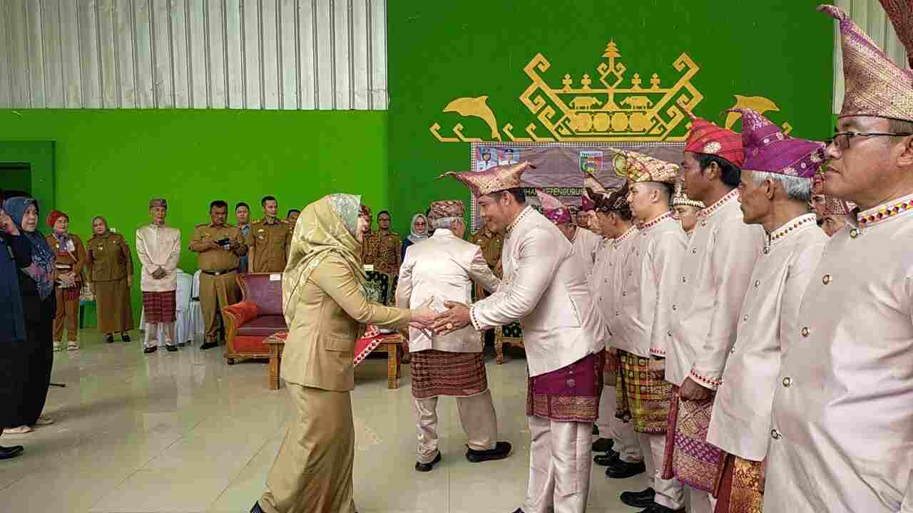 Bupati Tanggamus Hadiri Pengukuhan Pengurus Majelis Penyimbang Adat Lampung Bupati Tanggamus Hadiri Pengukuhan Pengurus Majelis Penyimbang Adat Lampung