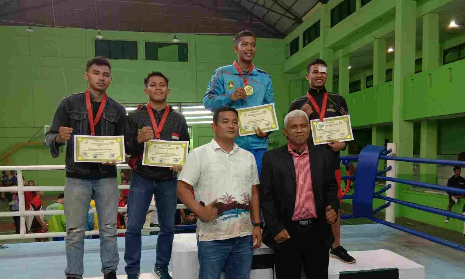 Raih Prestasi, Petinju Kabupaten Pasaman Sikat Medali Dua Emas dan Dua Perak Raih Prestasi, Petinju Kabupaten Pasaman Sikat Medali Dua Emas dan Dua Perak