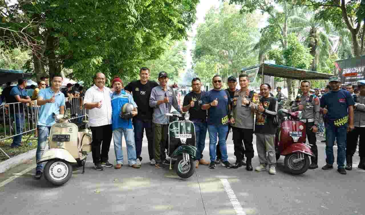 Wabup Taufik Apresiasi Drag Bike Trophy Kodim 0208/AS Wabup Taufik Apresiasi Drag Bike Trophy Kodim 0208/AS