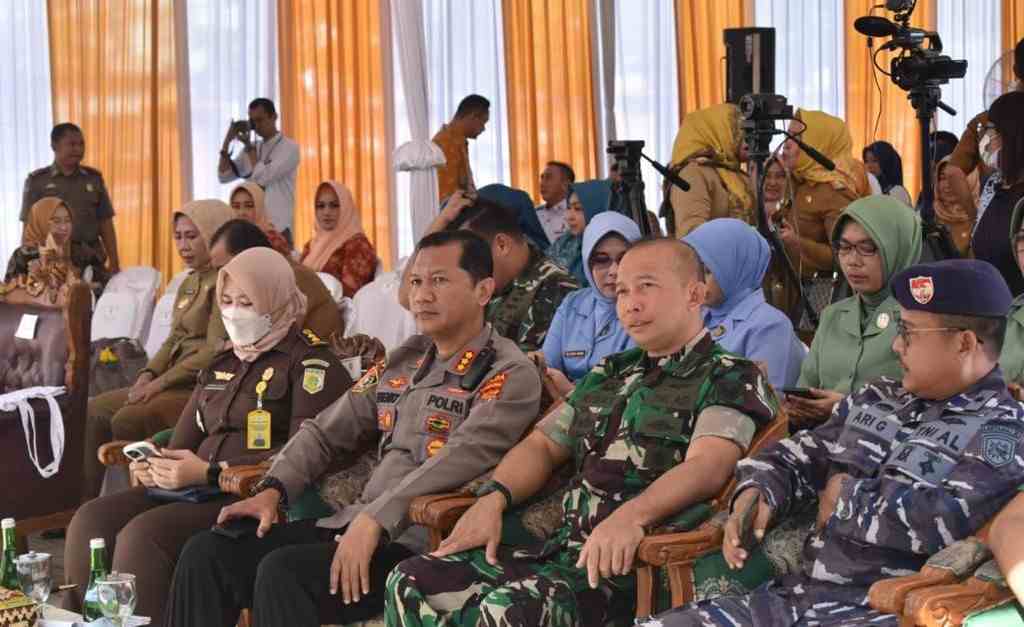 Kasipers Kasrem 043/Gatam Berikan Apresiasi Festival Literasi Kasipers Kasrem 043/Gatam Berikan Apresiasi Festival Literasi