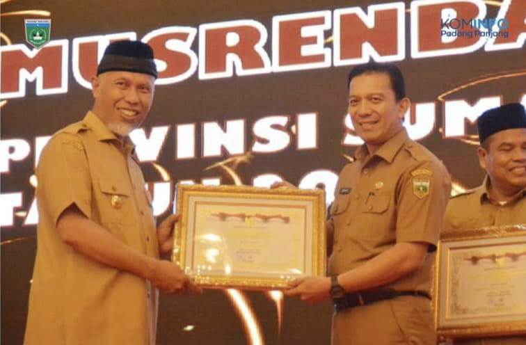 Raih Tiga Penghargaan di Musrenbang, Sonny: Sejatinya Ini Belum Sepenuhnya Maksimal Raih Tiga Penghargaan di Musrenbang, Sonny: Sejatinya Ini Belum Sepenuhnya Maksimal