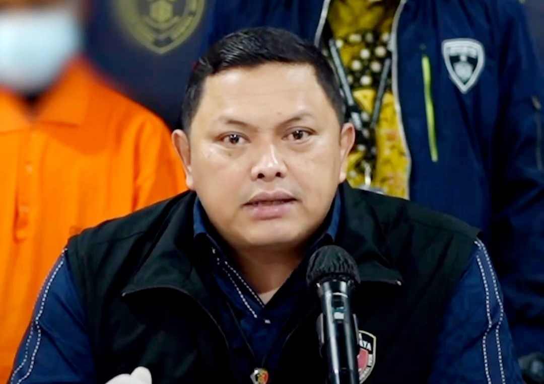 Ditkrimum Polda Metro Jaya Bongkar Jaringan Mafia Umrah Ratusan Jemaah Dirugikan Ditkrimum Polda Metro Jaya Bongkar Jaringan Mafia Umrah Ratusan Jemaah Dirugikan