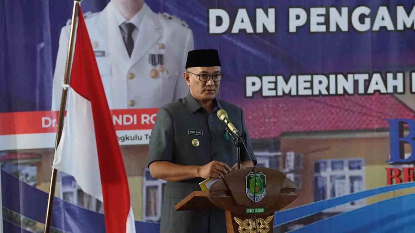 115 CPNS Bengkulu Tengah Resmi Menerima SK dan Diambil Sumpah/Janji Menjadi PNS 115 CPNS Bengkulu Tengah Resmi Menerima SK dan Diambil Sumpah/Janji Menjadi PNS