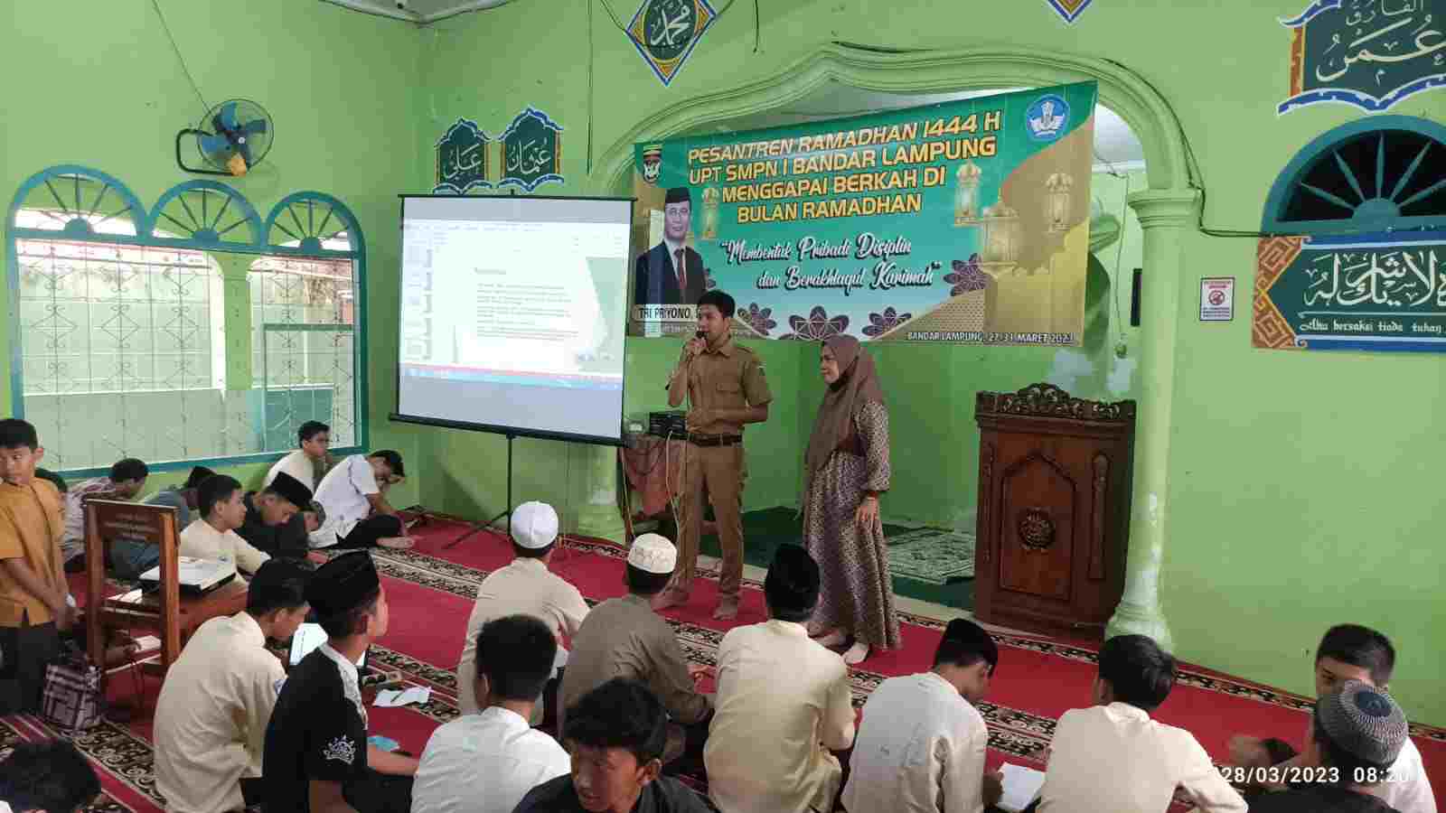 Ramadhan 1444 Hijriah, UPT SMPN 1 Bandar Lampung Gelar Pesantren Kilat dan Bakti Sosial Ramadhan 1444 Hijriah, UPT SMPN 1 Bandar Lampung Gelar Pesantren Kilat dan Bakti Sosial