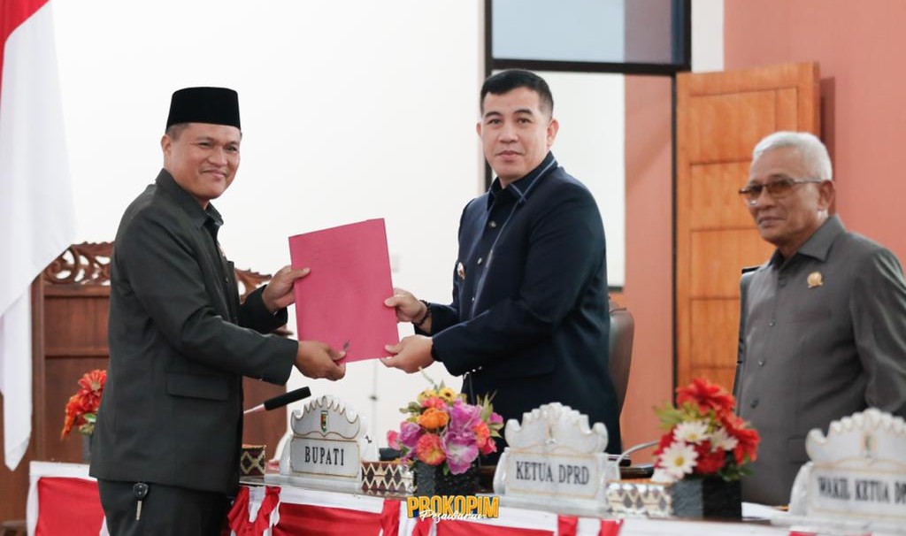 DPRD Pesawaran Gelar Rapat Paripurna Tentang LKPJ Bupati Pesawaran Tahun 2022 DPRD Pesawaran Gelar Rapat Paripurna Tentang LKPJ Bupati Pesawaran Tahun 2022
