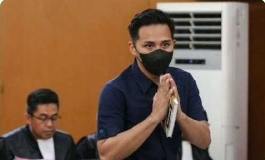 Breaking News! Hakim Vonis Eliezer 1,6 Tahun Penjara Breaking News! Hakim Vonis Eliezer 1,6 Tahun Penjara