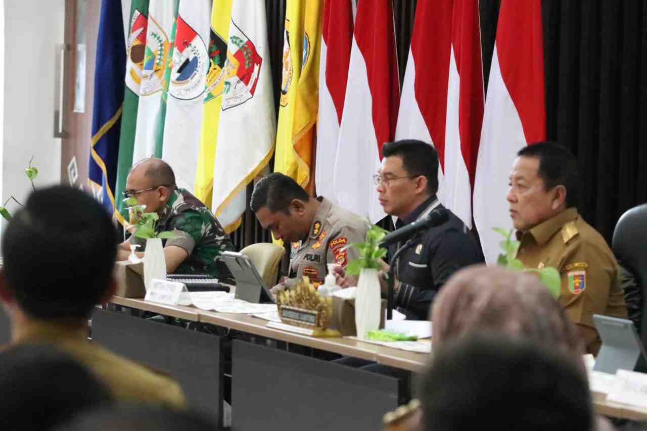 Jelang Hari Besar Keagamaan, Kasrem 043/Gatam Ikuti Rakoord Bersama Forkopimda Jelang Hari Besar Keagamaan, Kasrem 043/Gatam Ikuti Rakoord Bersama Forkopimda