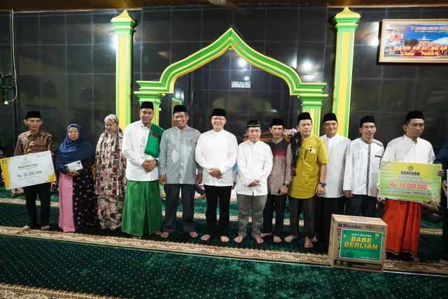 Safari Pembangunan dan Silaturahmi, Gubernur Rohidin Sampaikan Bantuan untuk 30 Masjid Safari Pembangunan dan Silaturahmi, Gubernur Rohidin Sampaikan Bantuan untuk 30 Masjid