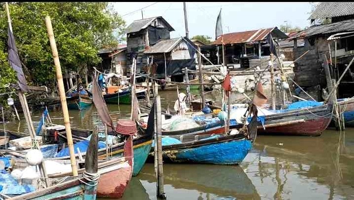 Langka dan Naiknya Harga Solar, Ratusan Nelayan Kecamatan Teluk Mengkudu Berhenti Melaut Langka dan Naiknya Harga Solar, Ratusan Nelayan Kecamatan Teluk Mengkudu Berhenti Melaut
