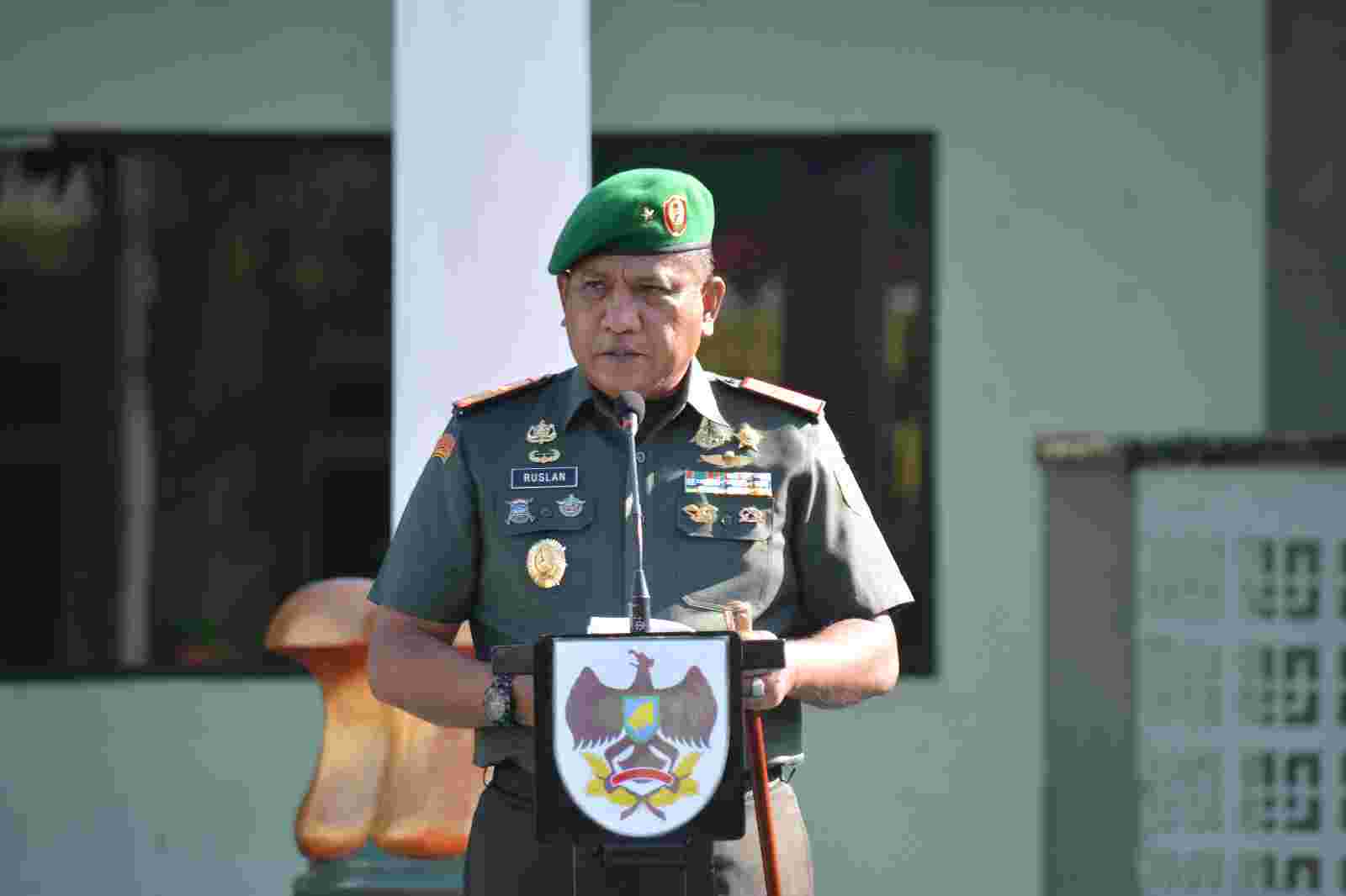 Danrem Pimpin Pelantikan Upacara Korp Kenaikan Pangkat Perwira Bintara dan Tamtama Danrem Pimpin Pelantikan Upacara Korp Kenaikan Pangkat Perwira Bintara dan Tamtama